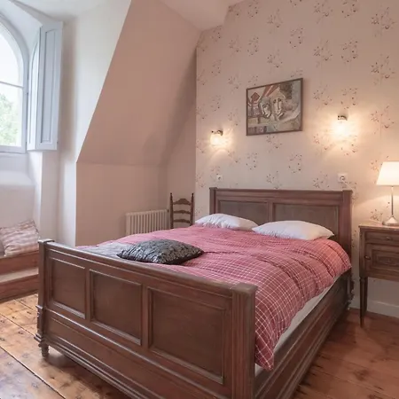 D'hotes Chateau Bed and breakfast