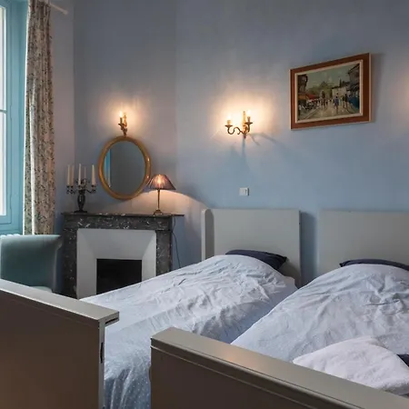 D'hotes Chateau Bed and breakfast Habas