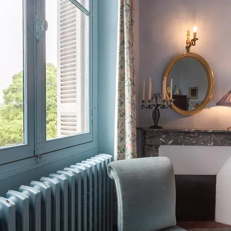 D'hotes Chateau Bed and breakfast
